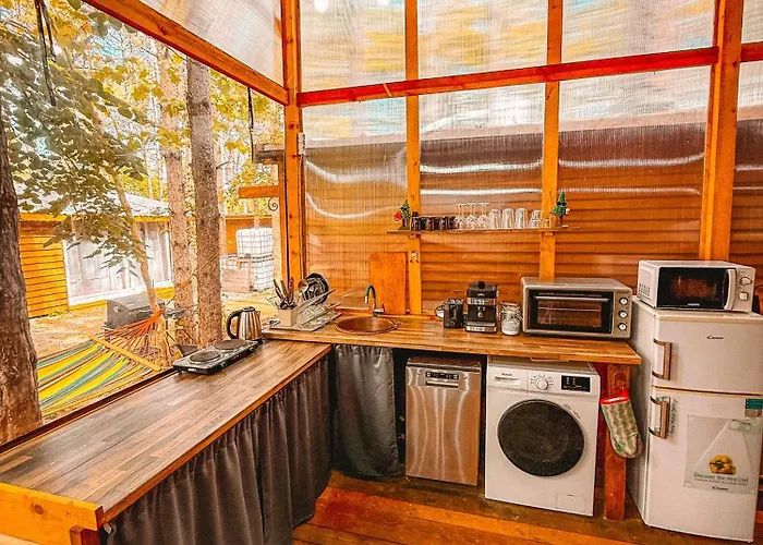 борче Къмпинг